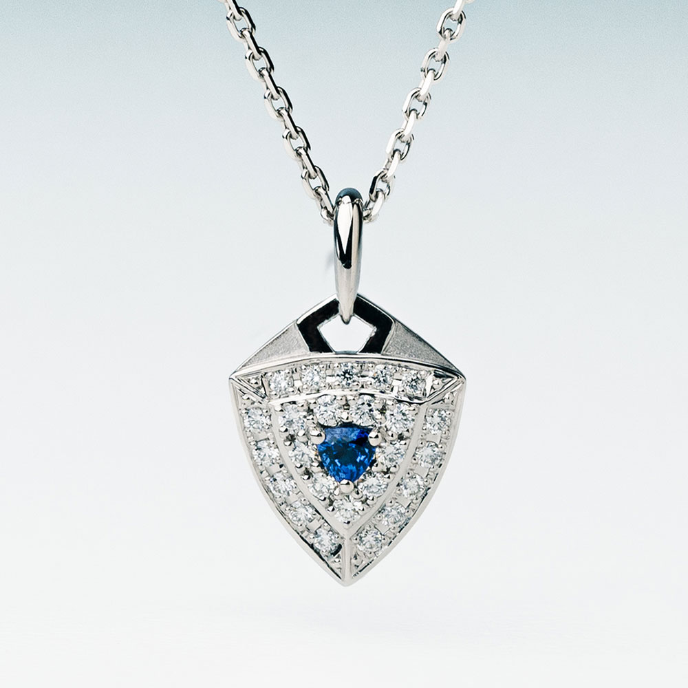 Blue Sapphire Pendant (Victory)　